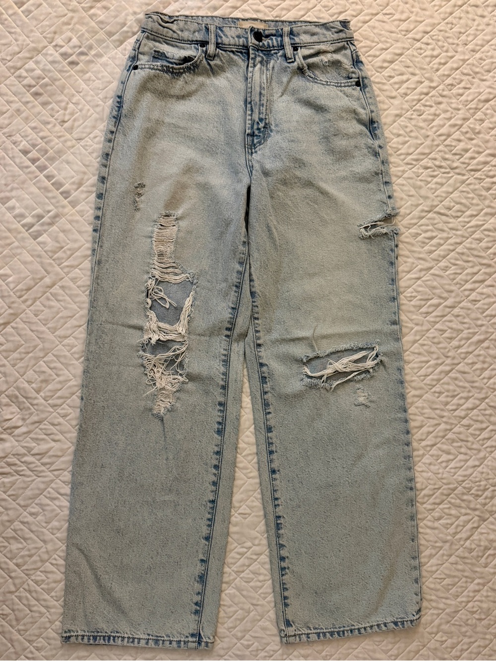Altar’d State x HIDDEN Light Wash Distressed Straight Jeans Size 25 - EUC